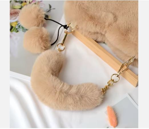 BESTELLA Brand Wholesale High Quantity Solid Color Custom logo Faux Fur Thick Warm Winter Heart Shaped Shoulder Bag for Daily