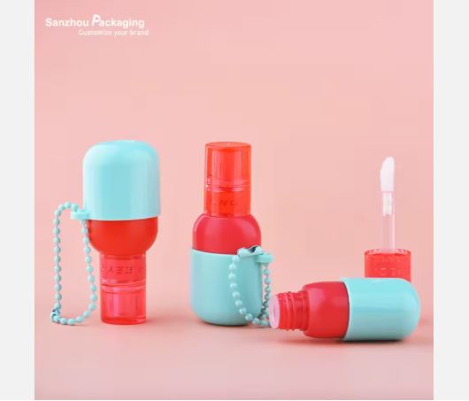 Custom Mini Lip Bottle Unique Tubby Lipmatte Tube Lip Gloss Container with Keychain 9ml