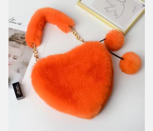 BESTELLA Brand Wholesale High Quantity Solid Color Custom logo Faux Fur Thick Warm Winter Heart Shaped Shoulder Bag for Daily