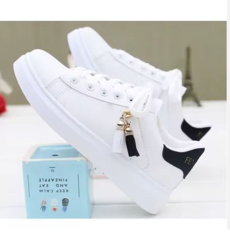 2024 New White Shoes Walking Style Platform Sneakers Fashion Lightweight Women Non-slip Waterproof Casual Shoes