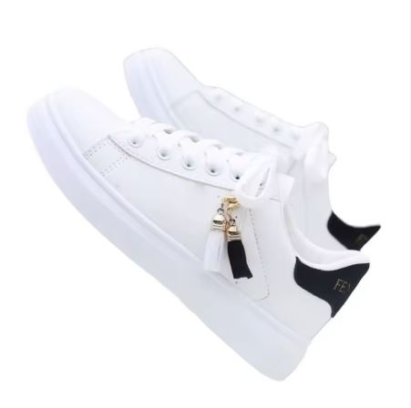 2024 New White Shoes Walking Style Platform Sneakers Fashion Lightweight Women Non-slip Waterproof Casual Shoes